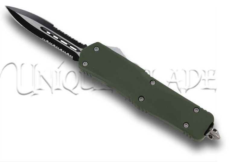 D-Day Tactical Dual Action Out the Front Automatic Knife: Experience versatility with dual-action deployment in this tactical out-the-front knife, a reliable companion for those seeking precision and quick access.